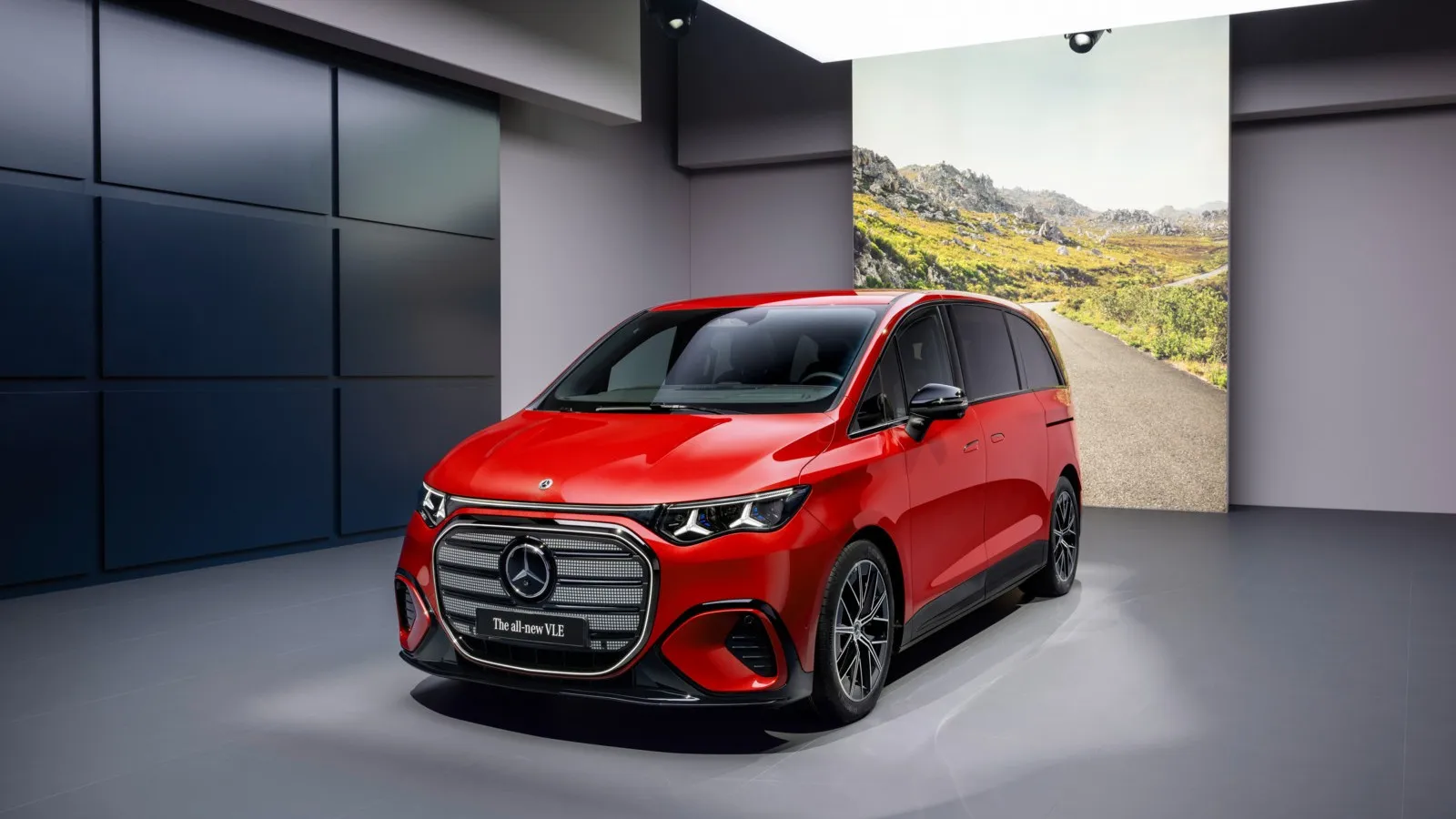 Mercedes-Benz präsentierte auf der Weltpremiere in Stuttgart erste Details zum neuen elektrischen VLE.